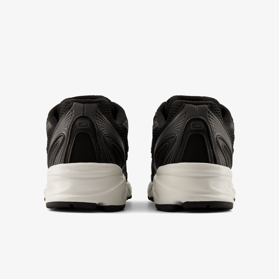 New Balance 740 