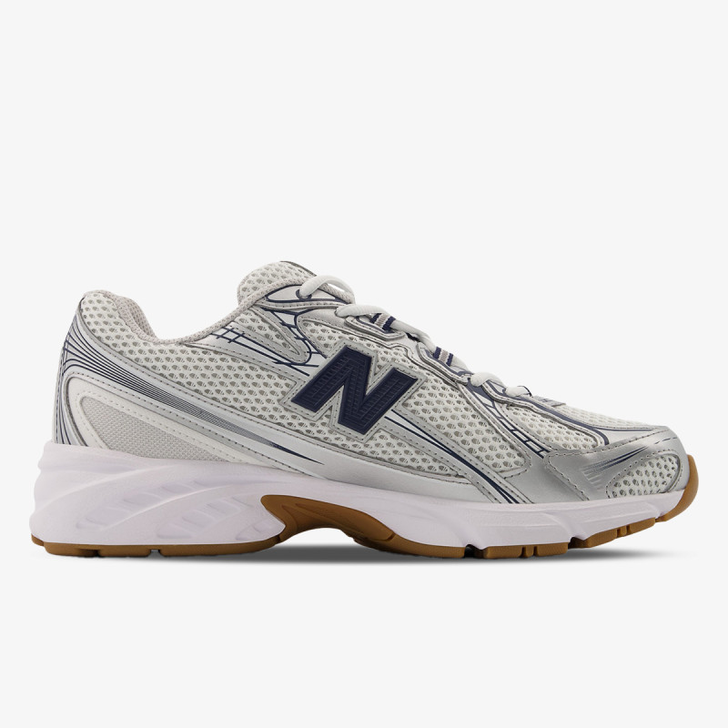New Balance 740 