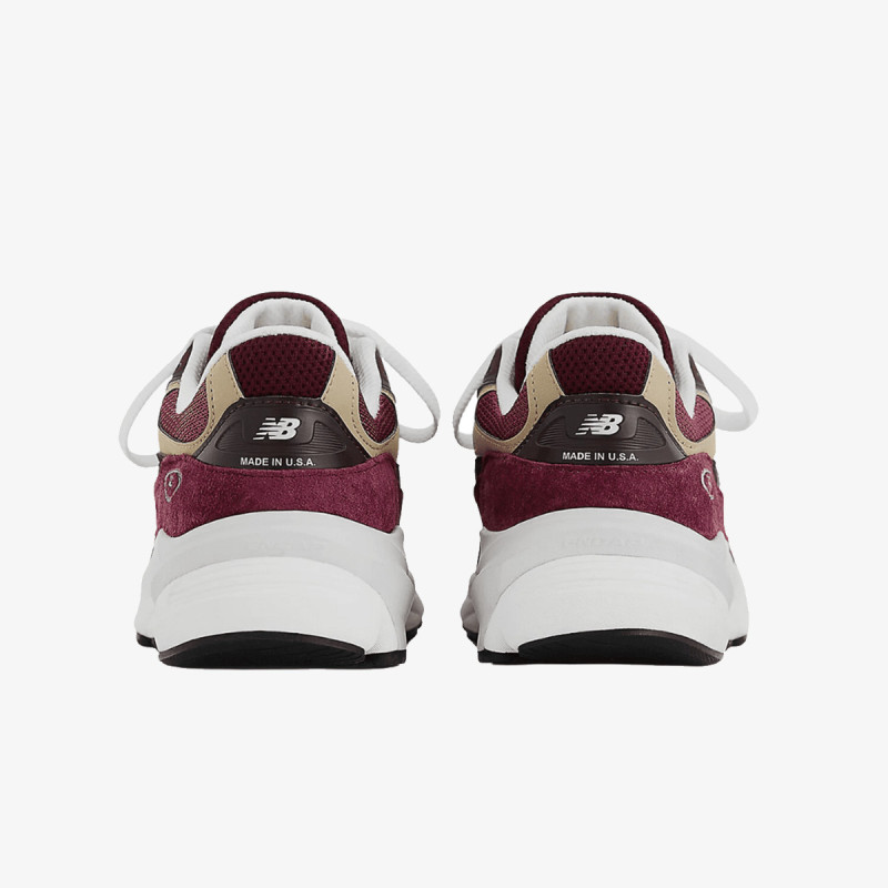New Balance 990 